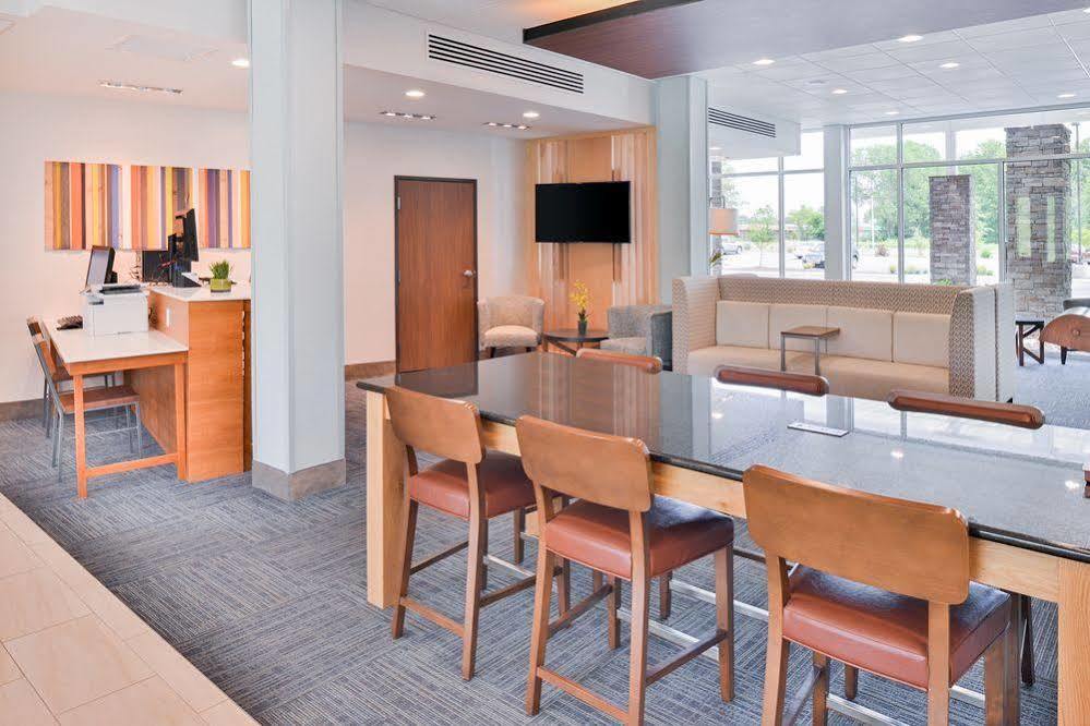 Holiday Inn Express Hotel & Suites Byron By Ihg Exterior foto